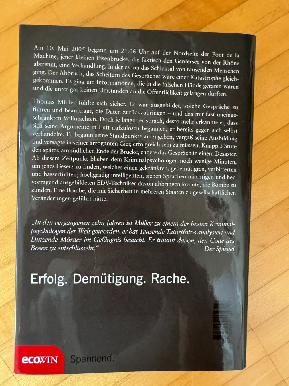 Libri: Gierige Bestie - Thomas Müller – Usato da Küssnacht am Rigi venduto da DanielaH0102 1