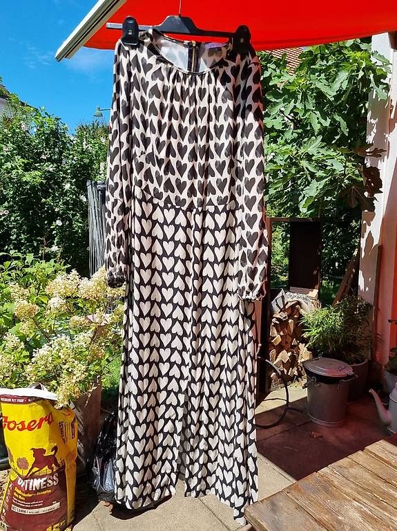 Vestiti: Closet Kleid – Usato da Witterswil venduto da Katja...