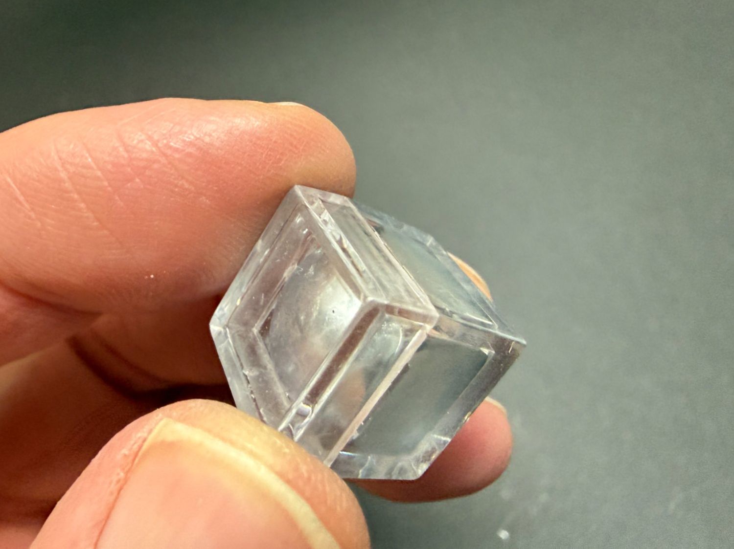 Metalli preziosi: Elementwürfel Gallium 1 ccm, ca. 6 g in Plexiglasdöschen – Nuovo (secondo la descrizione) da Lützelflüh-Goldb venduto da Elementis 4