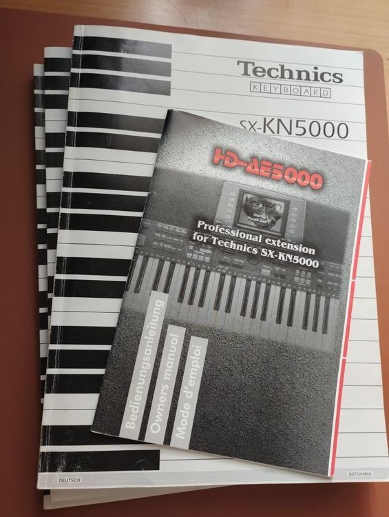 Technics Strumenti musicali: Technics SX-KN5000 mit Harddisc und Koffer – Usato da Weisslingen venduto da Dmusikus 3