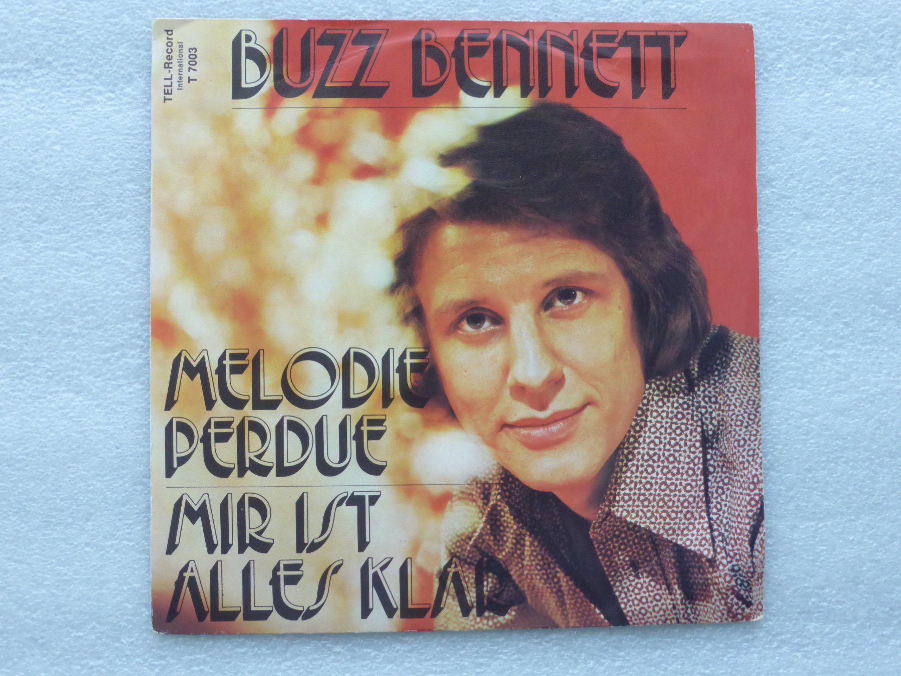 Schallplatten: Vinyl Single   BUZZ BENNETT – Gebraucht aus Küssnacht am Rigi von Mondkinder