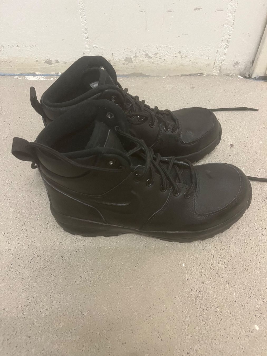 Nike Scarpe per ragazzi: Nike Kinderboots Gr. 37.5 – Usato da Egg b. Zürich venduto da adimoxon