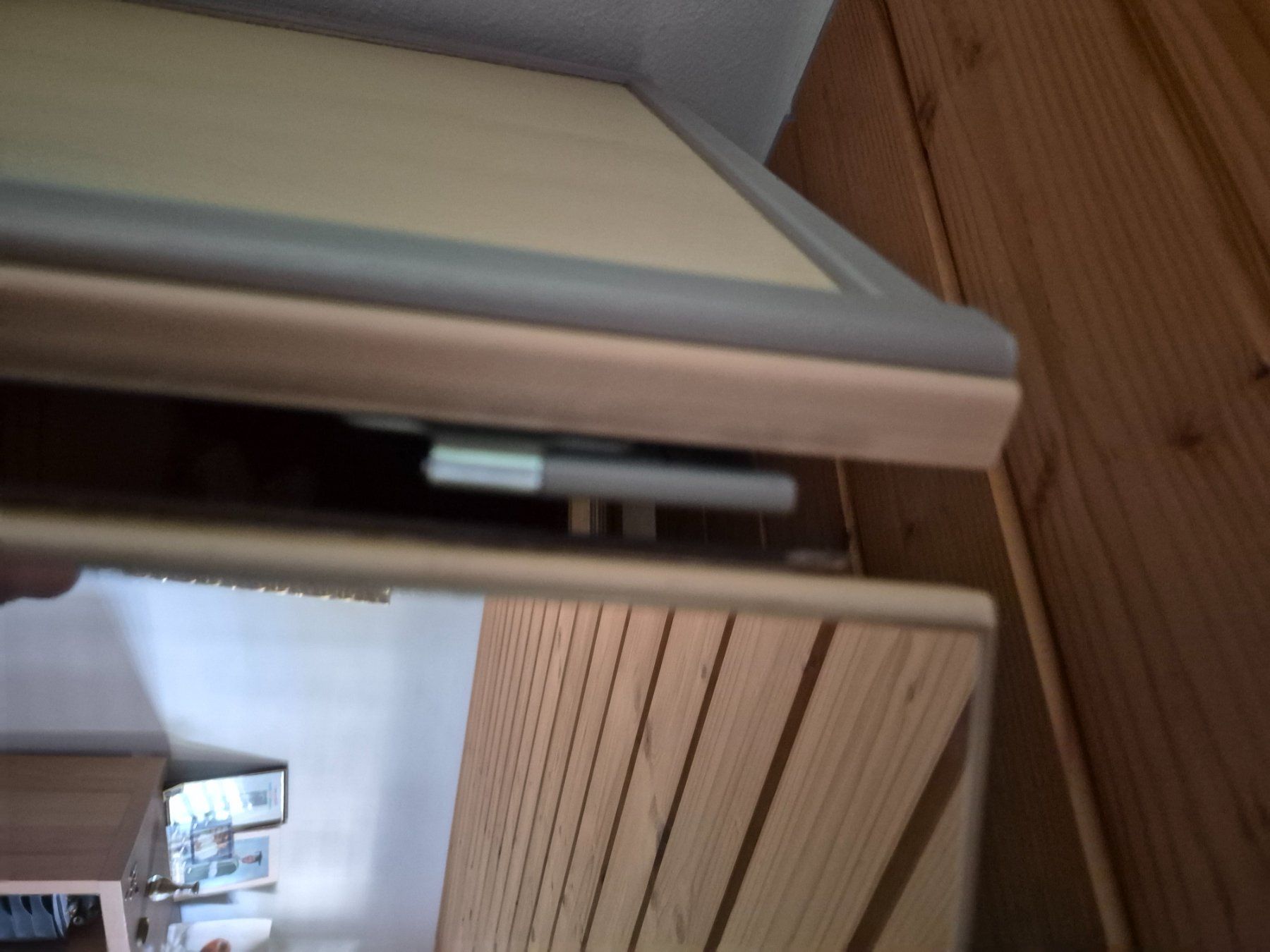Conforama Armadi: Kleiderschrank Gross – Difettoso da Maienfeld venduto da PKIC 9