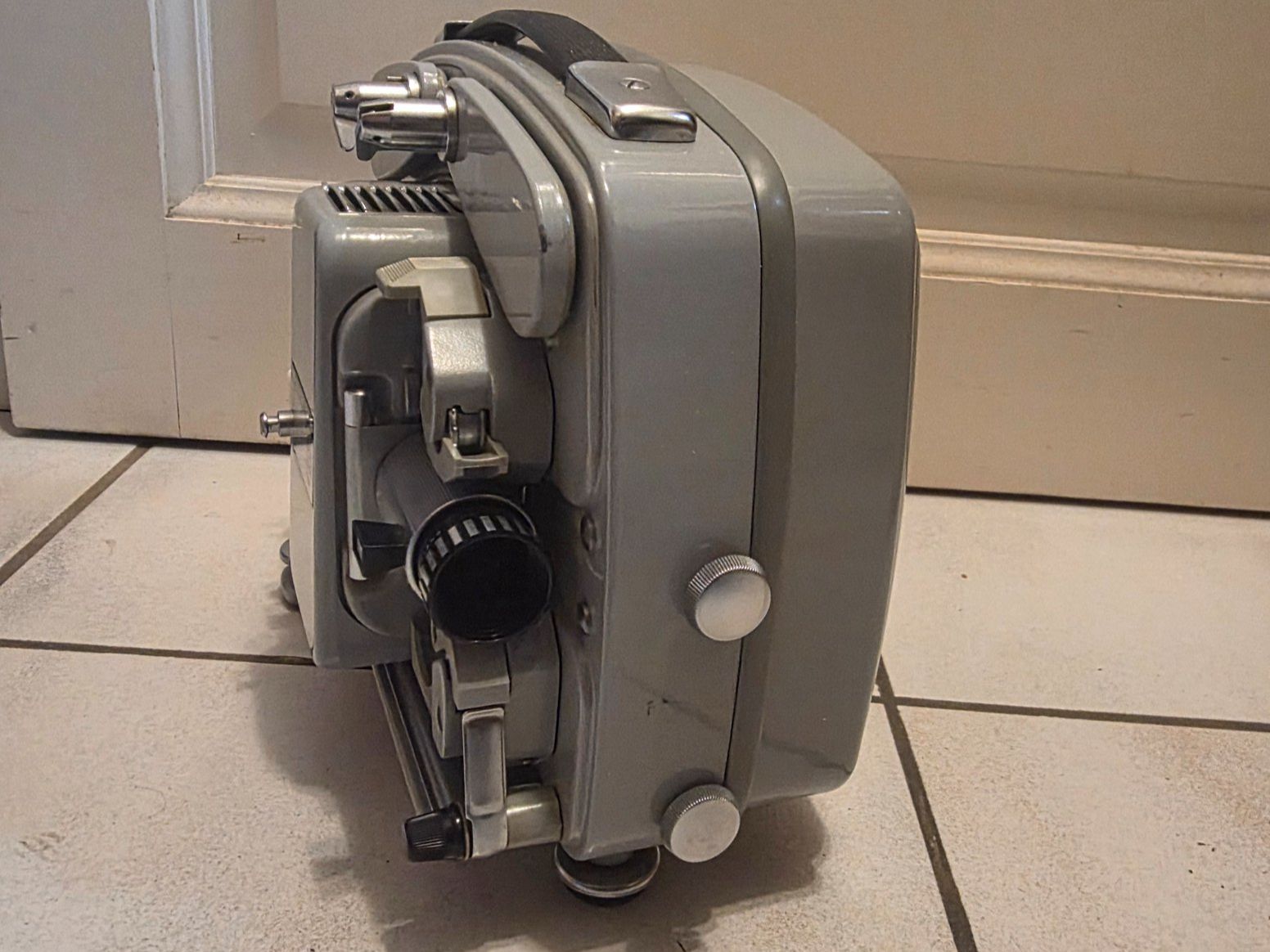 Bolex Proiettori: Bolex 18-5 super - super 8 projecteur – Usato da Jouxtens-Mézery venduto da ger_hpd5 1