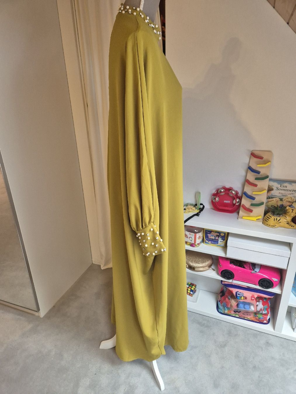 Kleider: Kleid Melike Tatar mit Perlen Grösse Einheitsgrösse – Neu (gemäss Beschreibung) aus Zürich von Drago670 4