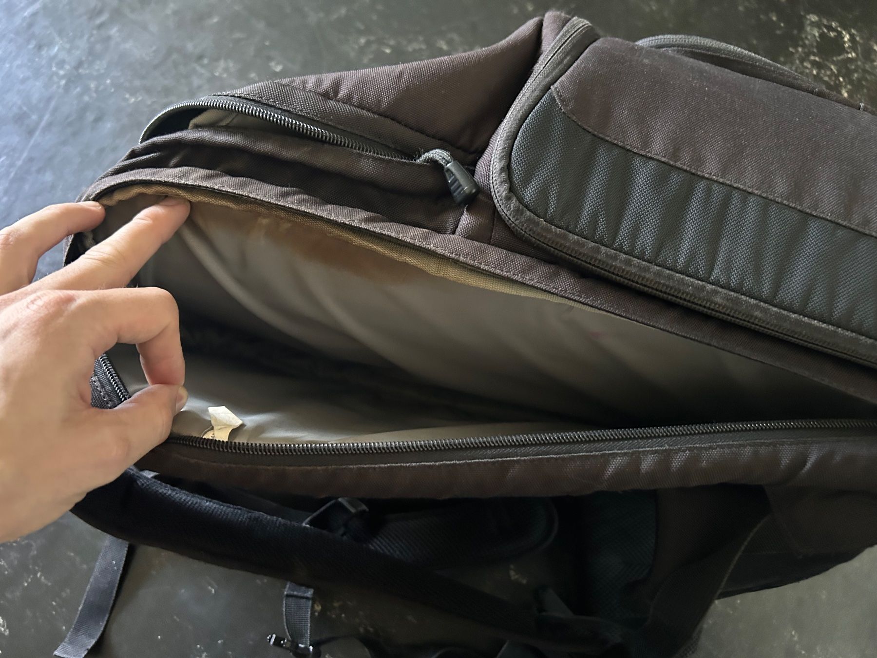 Zaini: Lowepro Fotorucksack - stark gebraucht – Usato da Bern venduto da inf_bdw8 7