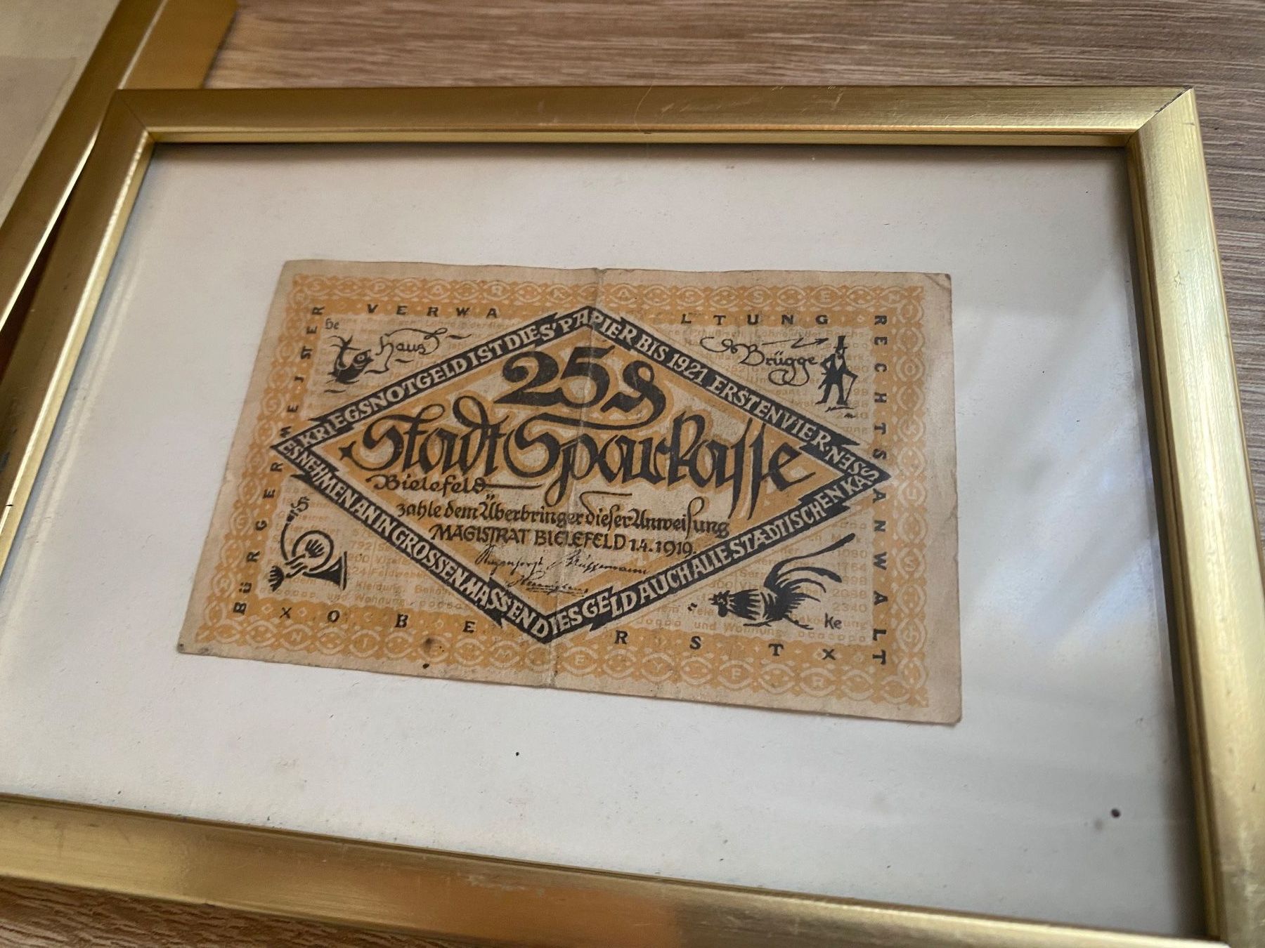 Foto & Immagini: 4 Bilder Deko mit alte Banknoten – Usato da Bösingen venduto da Trigusik 4