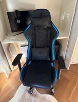 Gamingstuhl mit blauer LED Beleuchtung