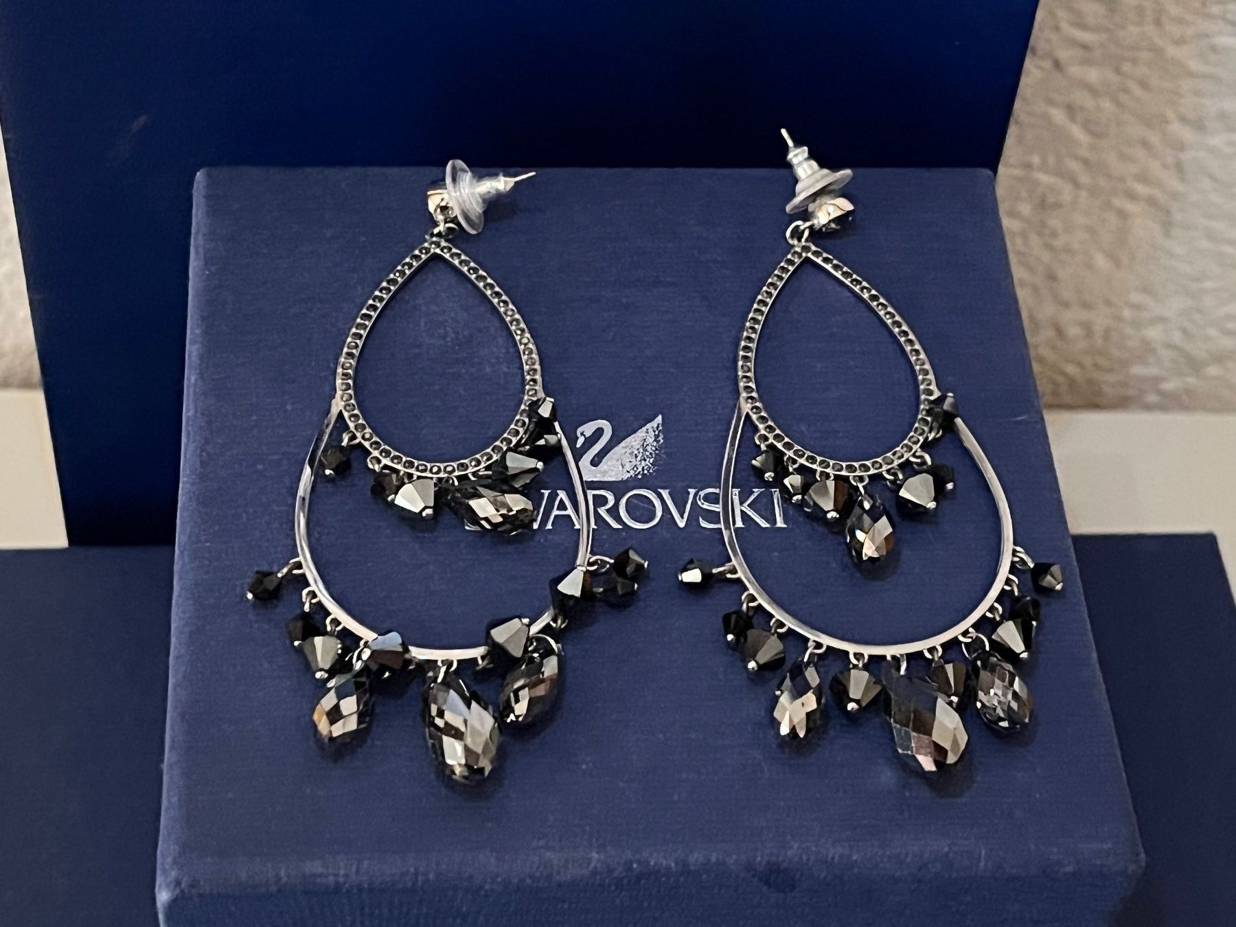 Swarovski Ohrringe & -stecker: Swarovski Statement Ohrringe neu und original – Neu (gemäss Beschreibung) aus Kirchleerau von Dalmi220