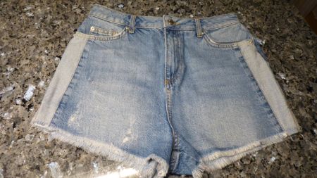 Damen Jeans-Shorts / 36