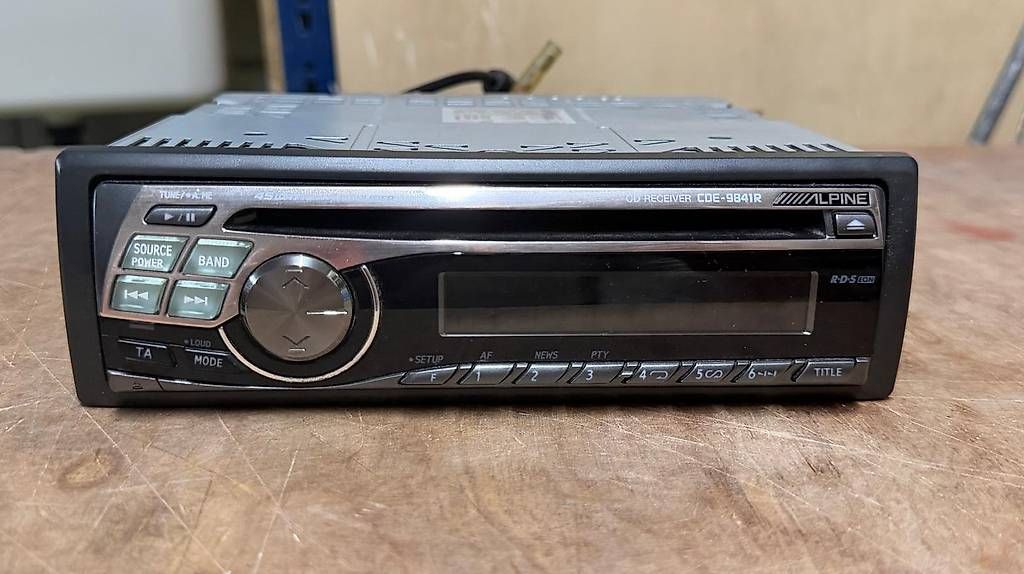 Radio: Alpine CDE-9841R Autoradio – Usato da Langenthal venduto da tob_8lr7