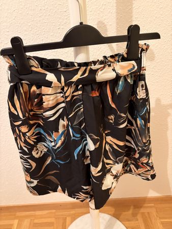 Shorts noir avec motifs 