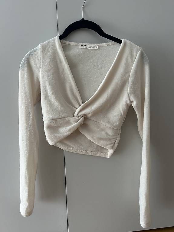 Pull&Bear Pullover & Sweatshirts: Pull&Bear Oberteil – Gebraucht aus Münsingen von eny04
