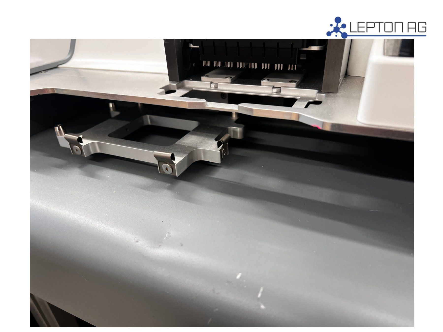 Accessori da laboratorio: HP D300 Digital Dispenser – Usato da Niederdorf venduto da LeptonAG_Labor 4