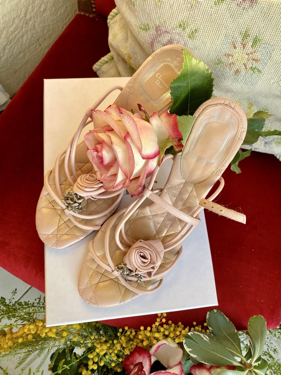 Scarpe da donna: Sandales Dior roses clair  élégantes 40 – Usato da Genolier venduto da ber_j8yx