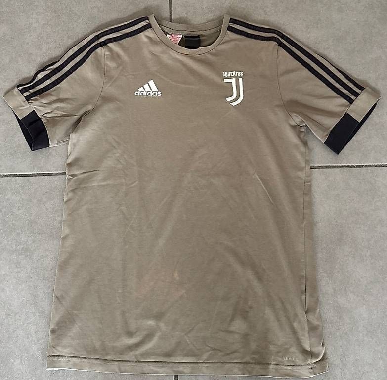 T-shirt: T-shirt Juventus taille M  – Usato da Confignon venduto da meg_qb7b