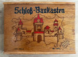 Schloss-Baukasten aus Holz, ca. 150 Teile