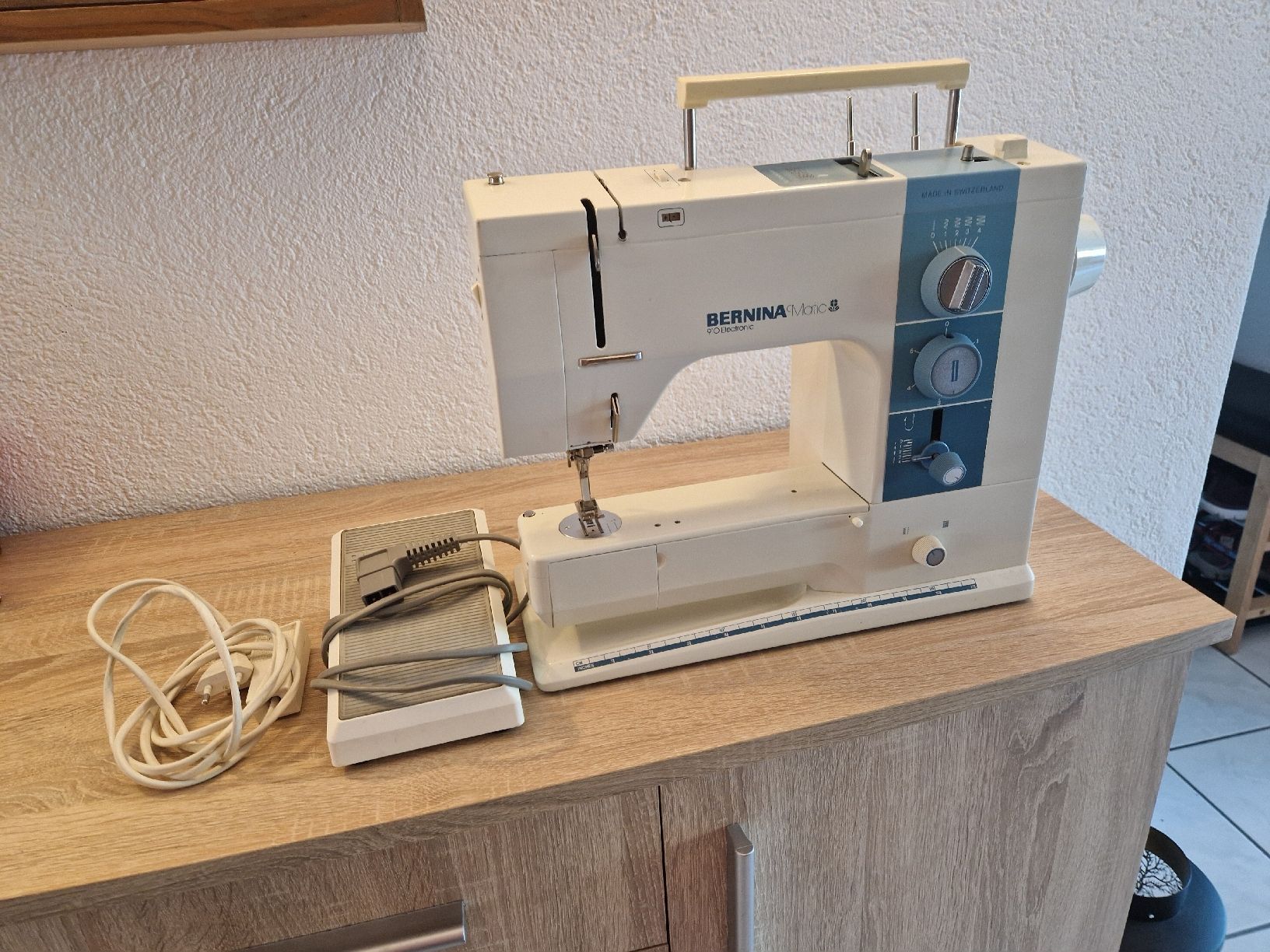 Bernina Macchine da cucire: Nähmaschine – Difettoso da Ipsach venduto da Sabinet 1
