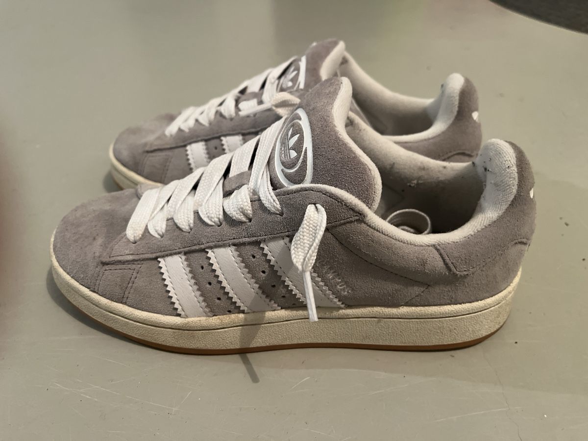 Adidas Chaussures hommes: Adidas Campus Sneaker Grau suede Grösse 36.5 – D'occasion à Aarau par dbue 1