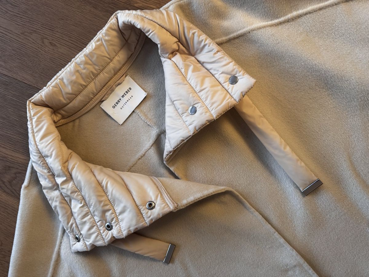 Gerry Weber Cappotti: Gerry Weber Jacke, Grösse 38, Beige – Usato da Kehrsatz venduto da Adrenalina1 1