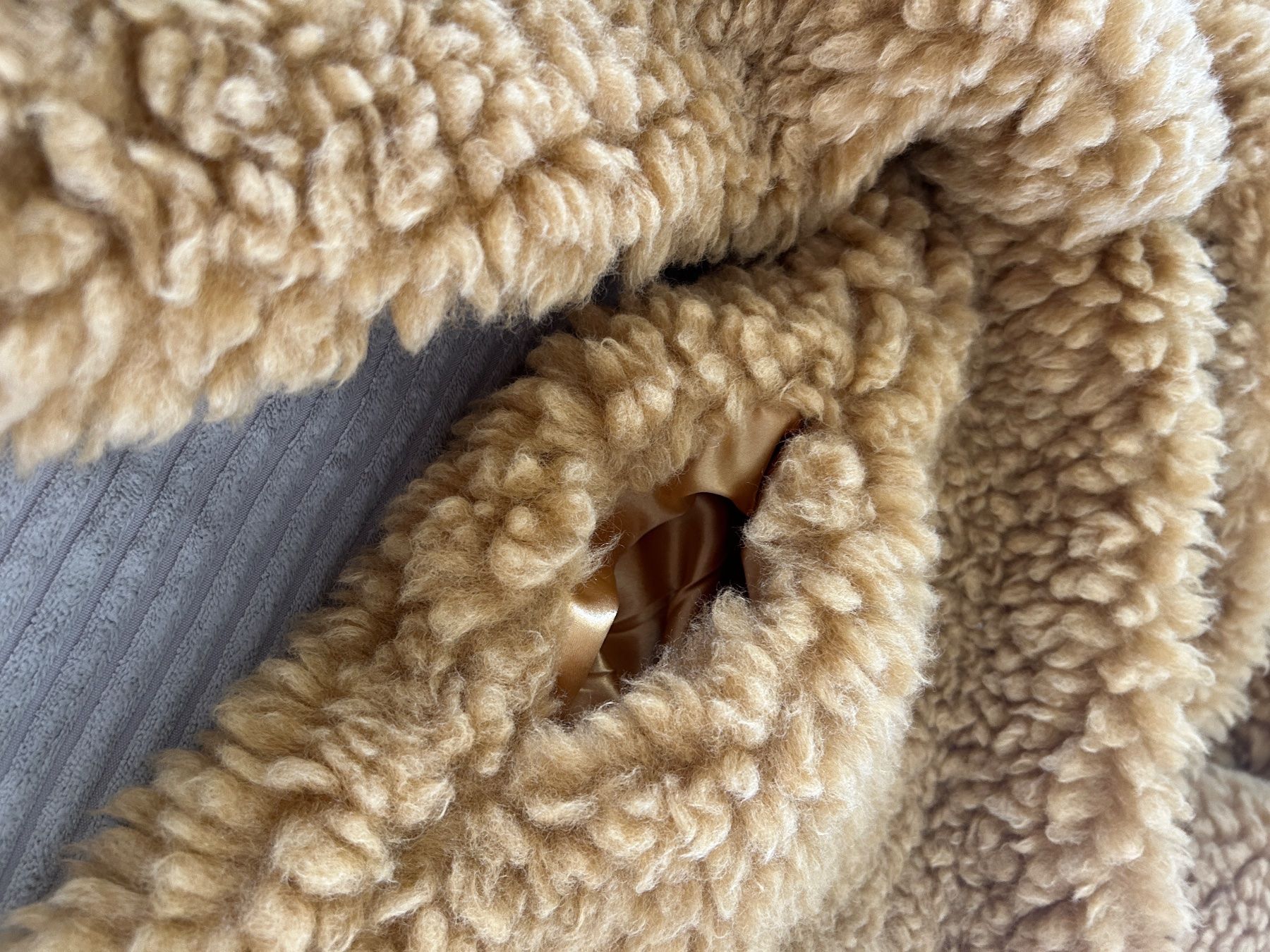 Manteaux: Statement Teddymantel Camel Grösse S wie neu – D'occasion à Zürich par reb_f5mg 6
