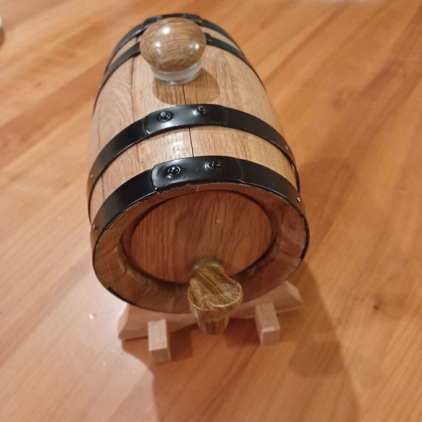 Accessoires:  Kleines Eichenfass , Weinfass , Schnapsfass, Bierfass – D'occasion à Waldkirch par Fantasia-101 1