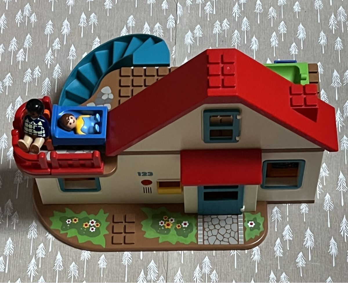 Playmobil Spielzeuge: Maison Playmobil 1.2.3 🏠 – Gebraucht aus La Tour-de-Peilz von Pansy02 1