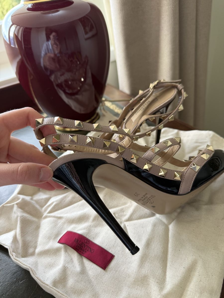 Valentino Scarpe da donna: Valentino Rockstud Pumps Lackleder, Grösse 39 – Usato da Triesenberg venduto da Laubella 6