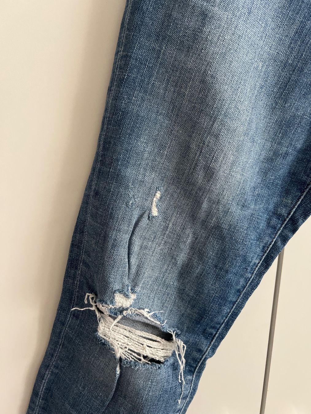 H&M Jeans: Jean skinny taille 36/38 H&M – Gebraucht aus Renens VD von sar_bwz5 2