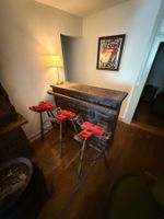 Vintage Bar with 3 Stools - Perfect for Summer Parties!
