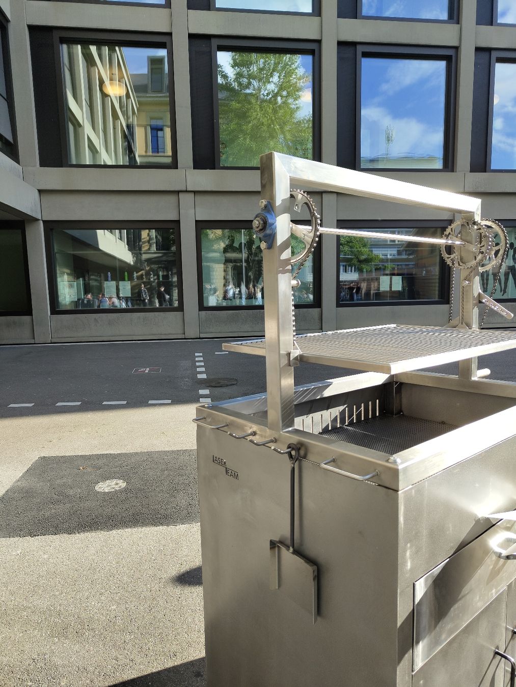 Griglie: Projektarbeit Grill – Nuovo (secondo la descrizione) da Bern venduto da Leo_777 3