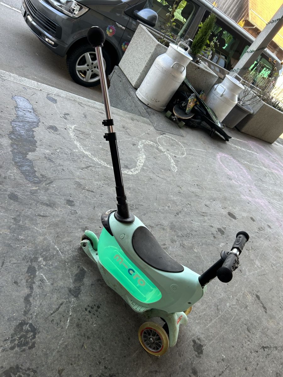 Micro Kickboard: Micro Scooter mini2go Deluxe – Usato da Illighausen venduto da Schneckli01