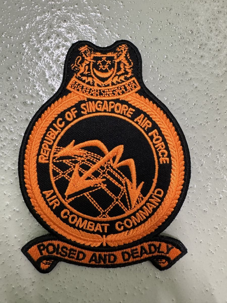 Patches: RSAF Singapore Air Force Air Combat Command Patch – Gebraucht aus Epalinges von wil_f