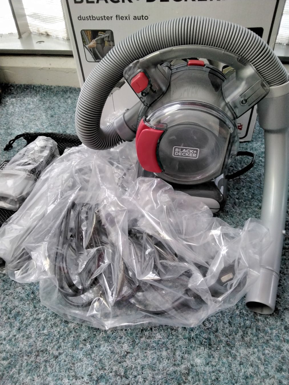 Staubsauger & Zubehör: BLACK + DECKER AUTO SAUGER – Neu und originalverpackt aus Biel/Bienne von dasi3 3