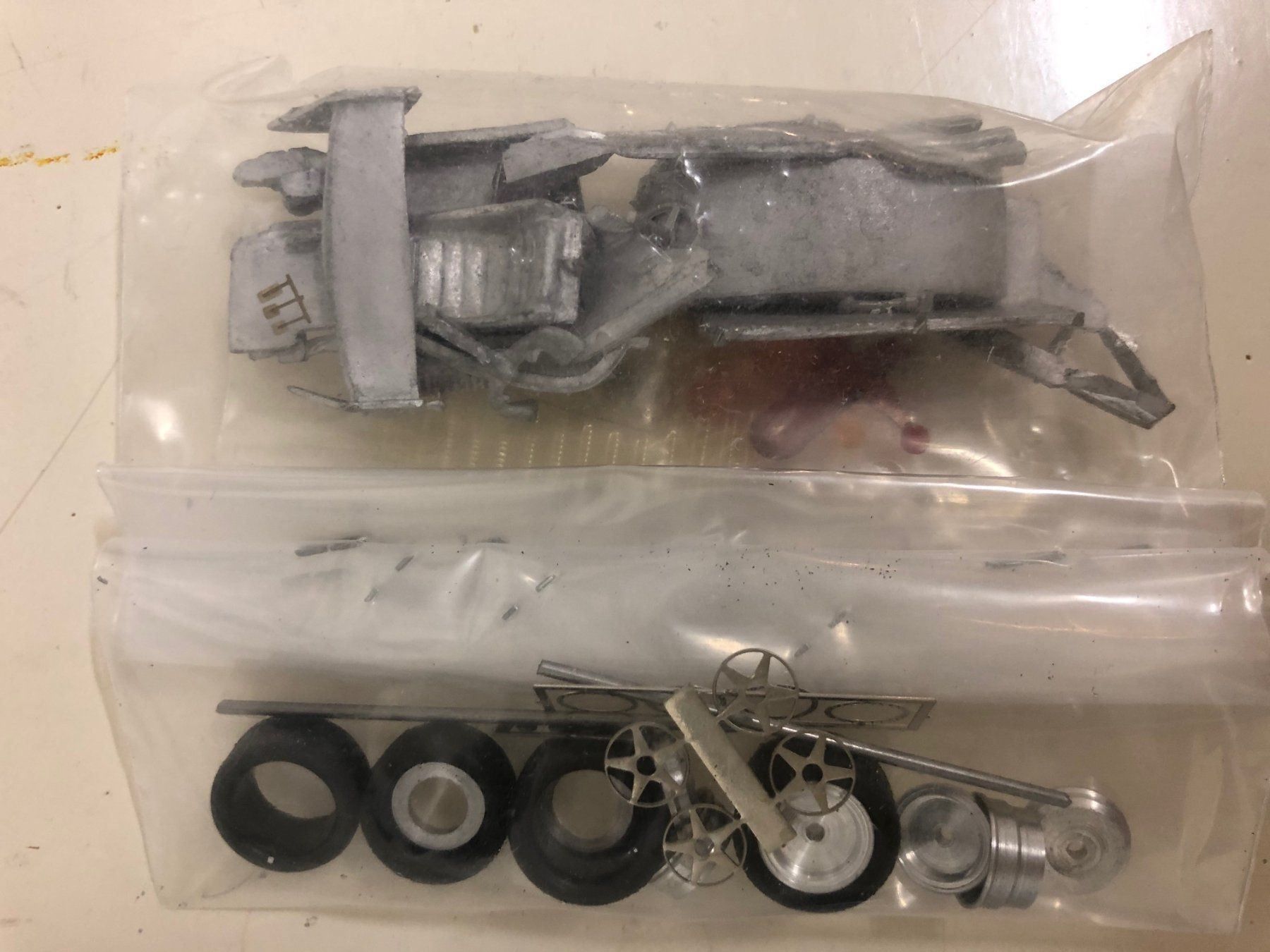 Ferrari Modellautos: FDS-Kit Ferrari 1/43 – Neu (gemäss Beschreibung) aus Muttenz von Gucci2005 7