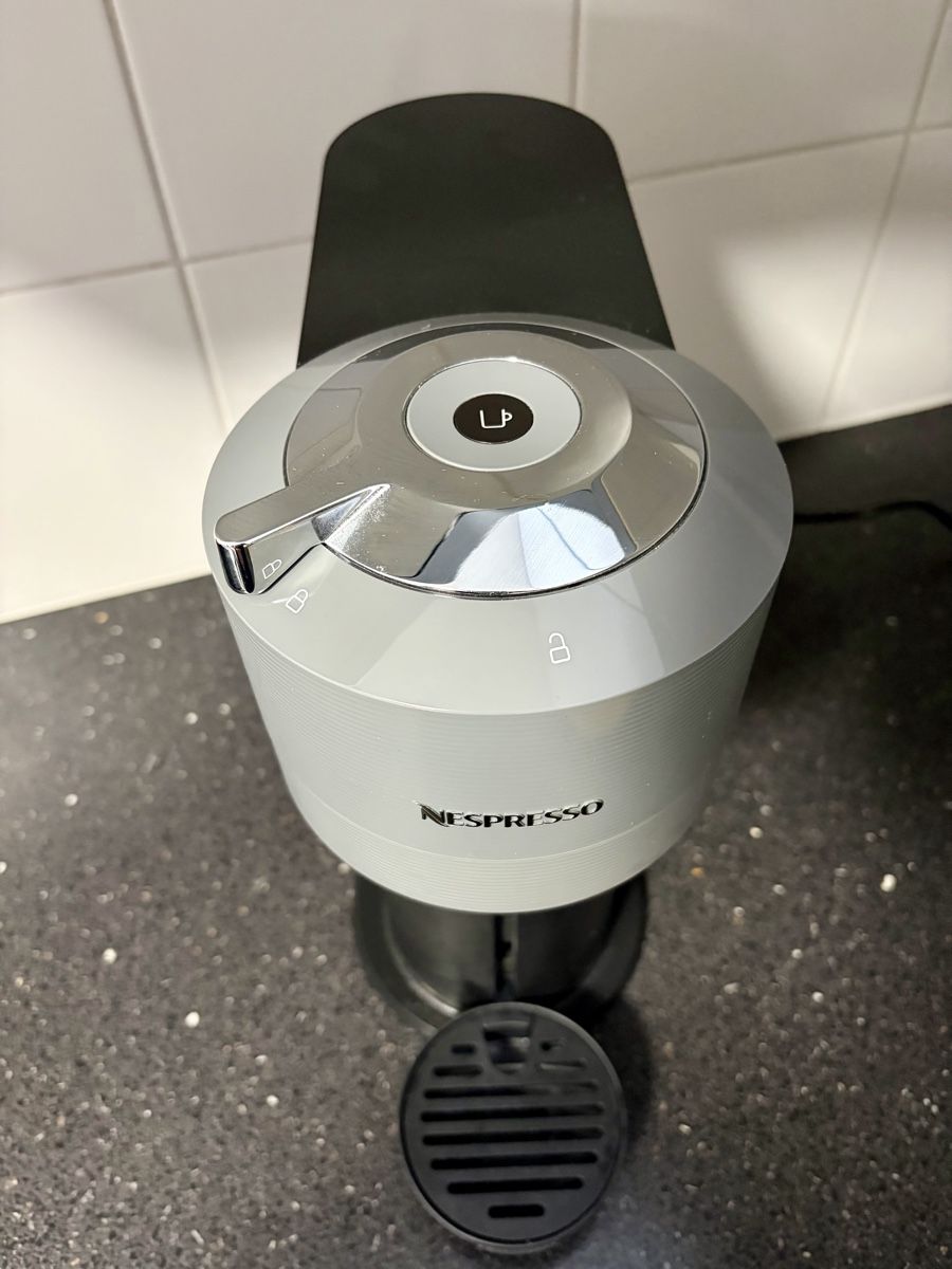 De'Longhi Macchine per caffè & Macchine per espresso: Delonghi Nespresso Vertuo Next – Usato da Küsnacht ZH venduto da vas_t2h8 2