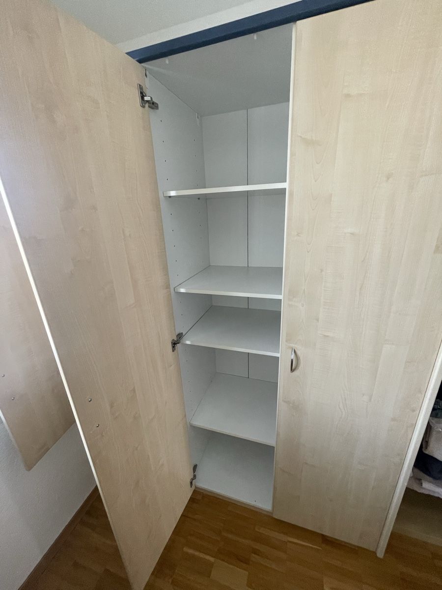 Armadi: Schrank – Usato da Einsiedeln venduto da sim_m79m 4