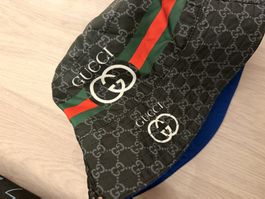 Gucci Wende-Fischerhut blau schwarz gebraucht