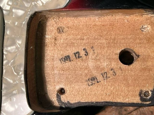 Musikinstrumente: Vester California I Stratocaster – Gebraucht aus Haldenstein von  6