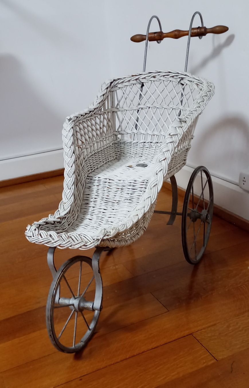Voitures de poupées: Puppenwagen – D'occasion à Basel par B_dj 1
