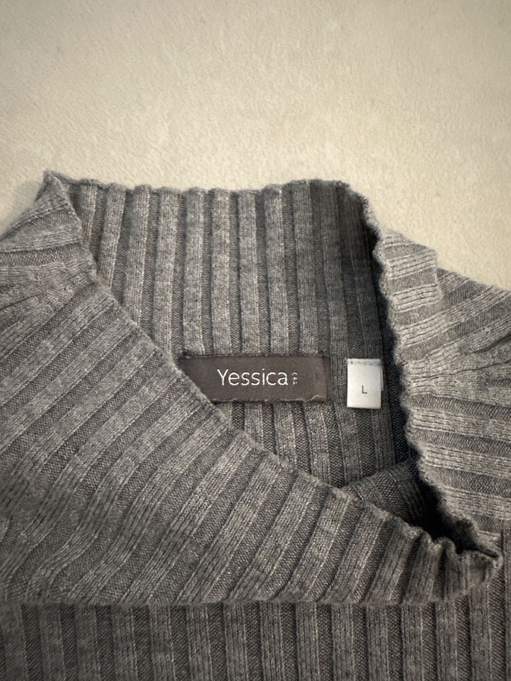 C&A Maglioni & Felpe: Damen Pullover grau – Usato da Zug venduto da Hehe 3