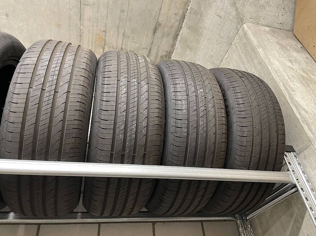 Pneumatici & Ruote complete: 215/55R17 – Usato da Oberrohrdorf venduto da nuba78