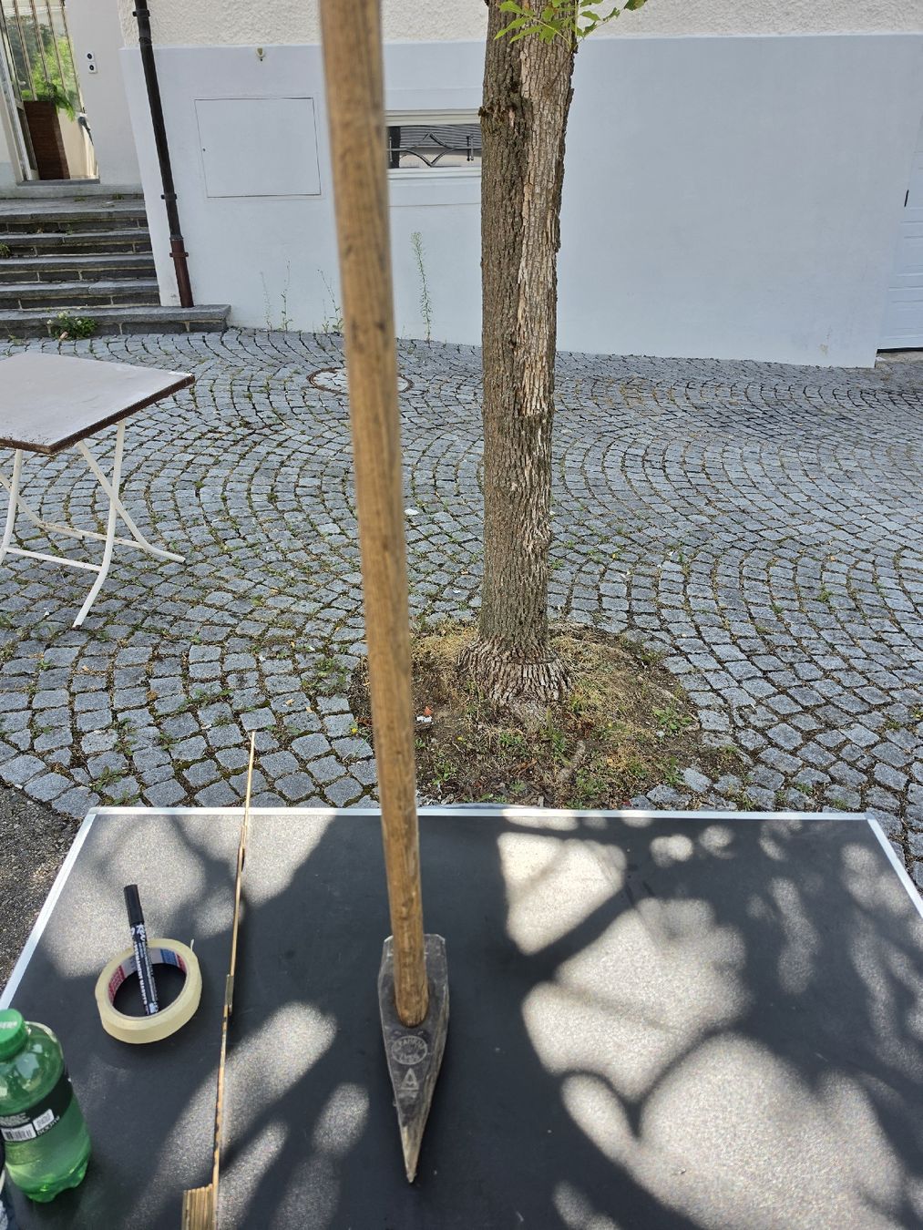 Tutti gli attrezzi: Beil mit Holzstiel gebraucht – Usato da Mettlen venduto da elios0888 8
