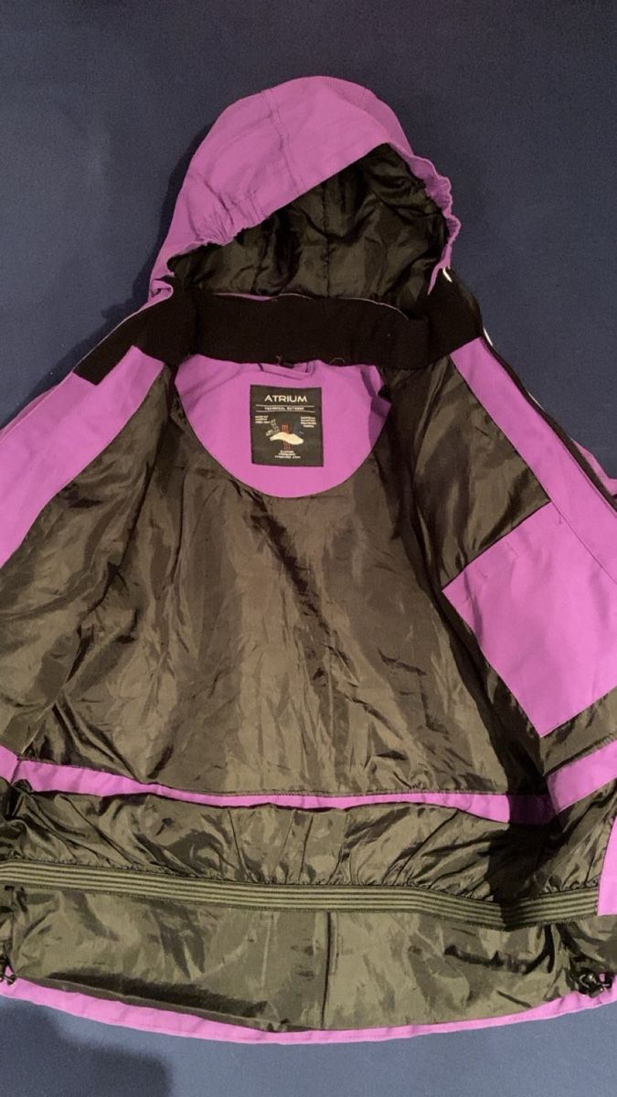 Vestes & Manteaux: Winterjacke Atrium Gr. 152, violett – D'occasion à Wettingen par vpr_9gz6 2