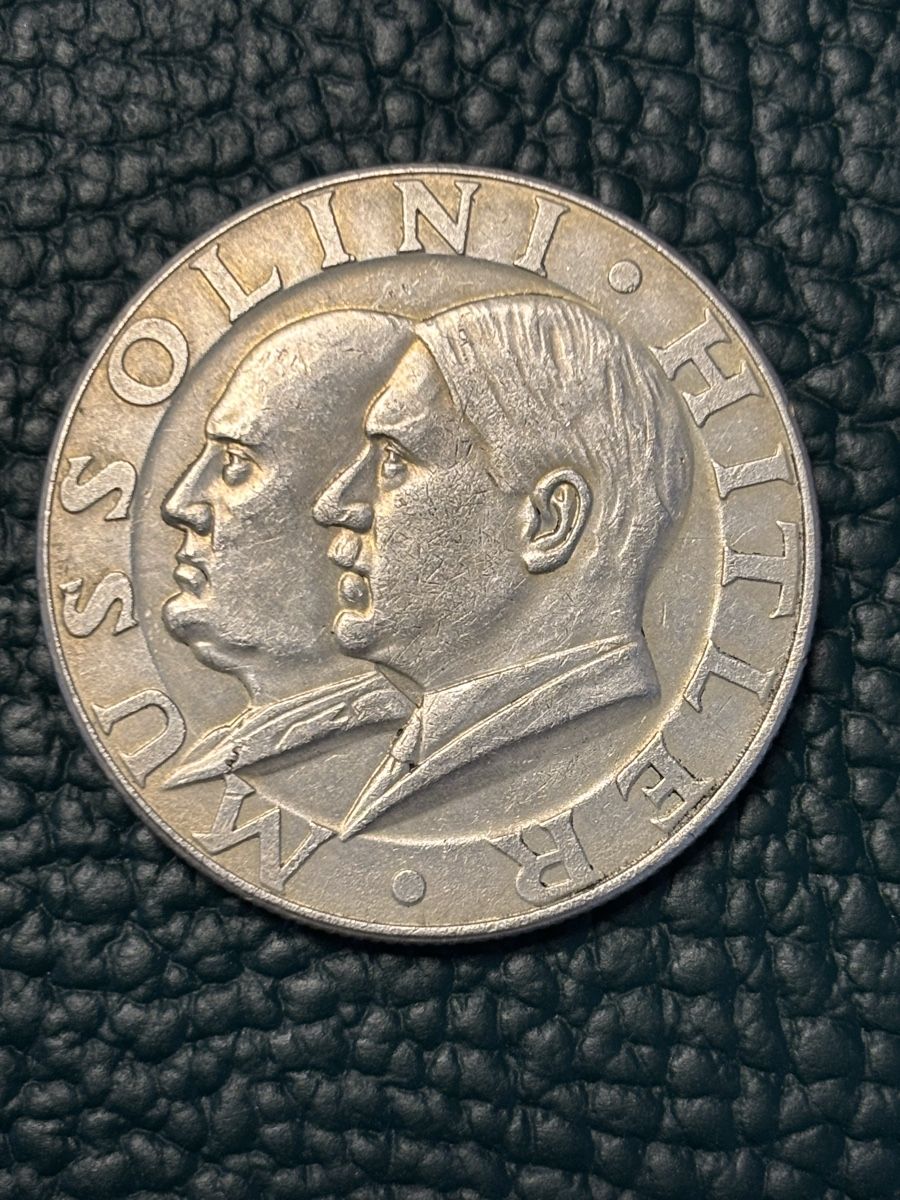 Medaglie: Hitler und Mussolini, Silbermedaille 1938.  – Nuovo (secondo la descrizione) da Guntershausen venduto da ariniki