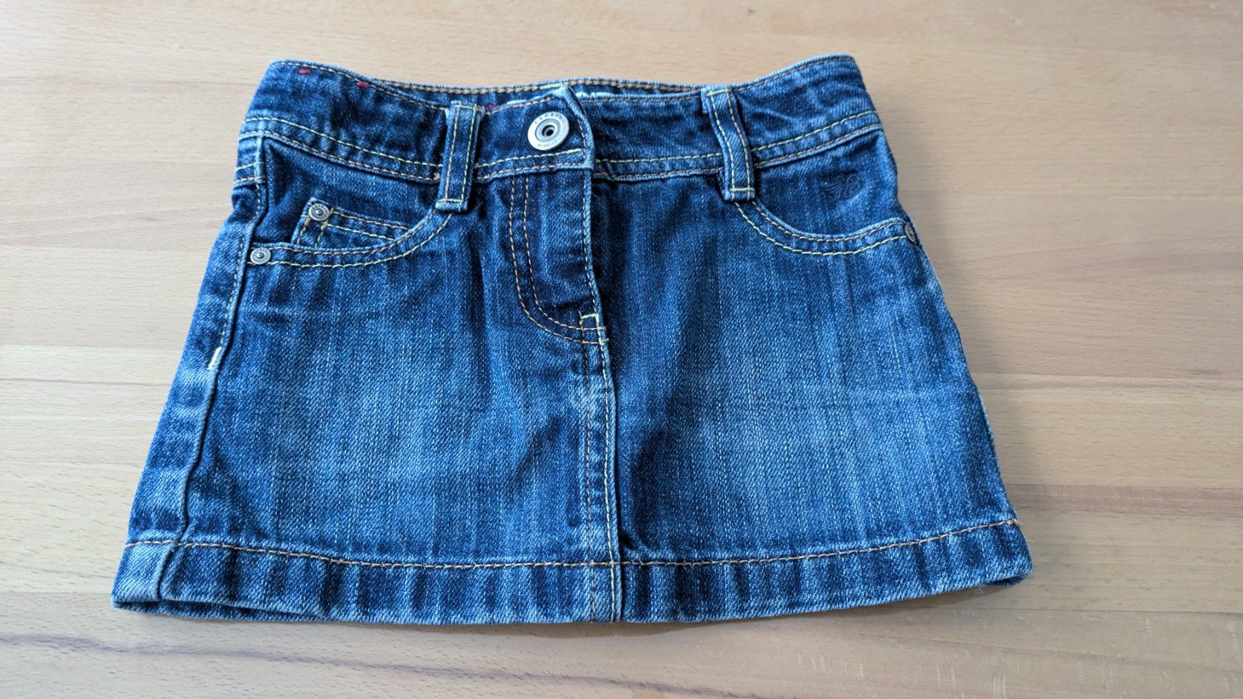 Esprit Vestiti & Gonne: ESPRIT Jeansröckli - 98 – Usato da Staufen venduto da Fleby84