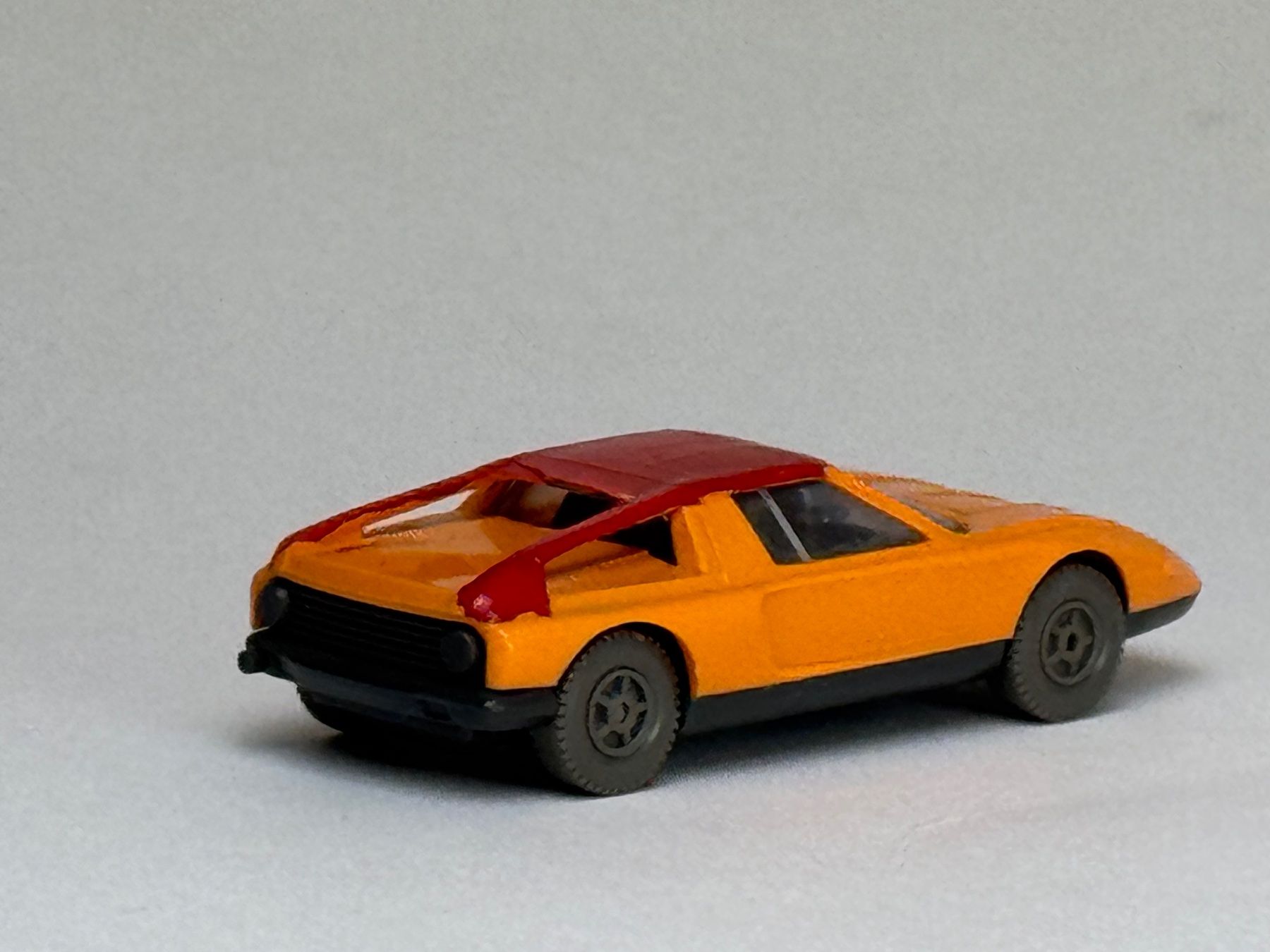 Wiking Modellini d'auto: Wiking Mercedes C111 orange – Usato da Elm venduto da Wikmtz 1