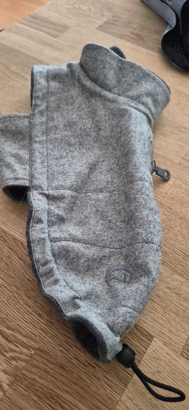 Cloud7 Bekleidung: Cloud7 warmer Wintermantel – Neu (gemäss Beschreibung) aus oberuzwil von Dogstyle