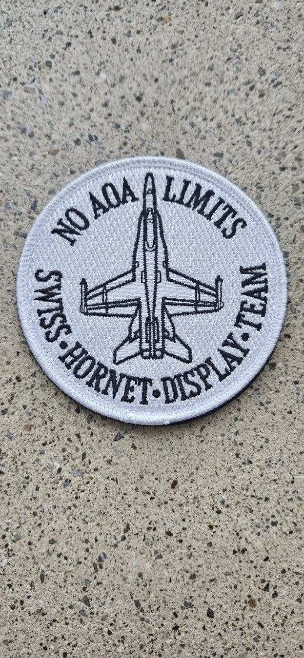 Schweizer Armee Placchette & Badge: *** Badge Luftwaffe mit klett *** – Nuovo e nell'imballaggio originale da Riedholz venduto da fr_sIruP