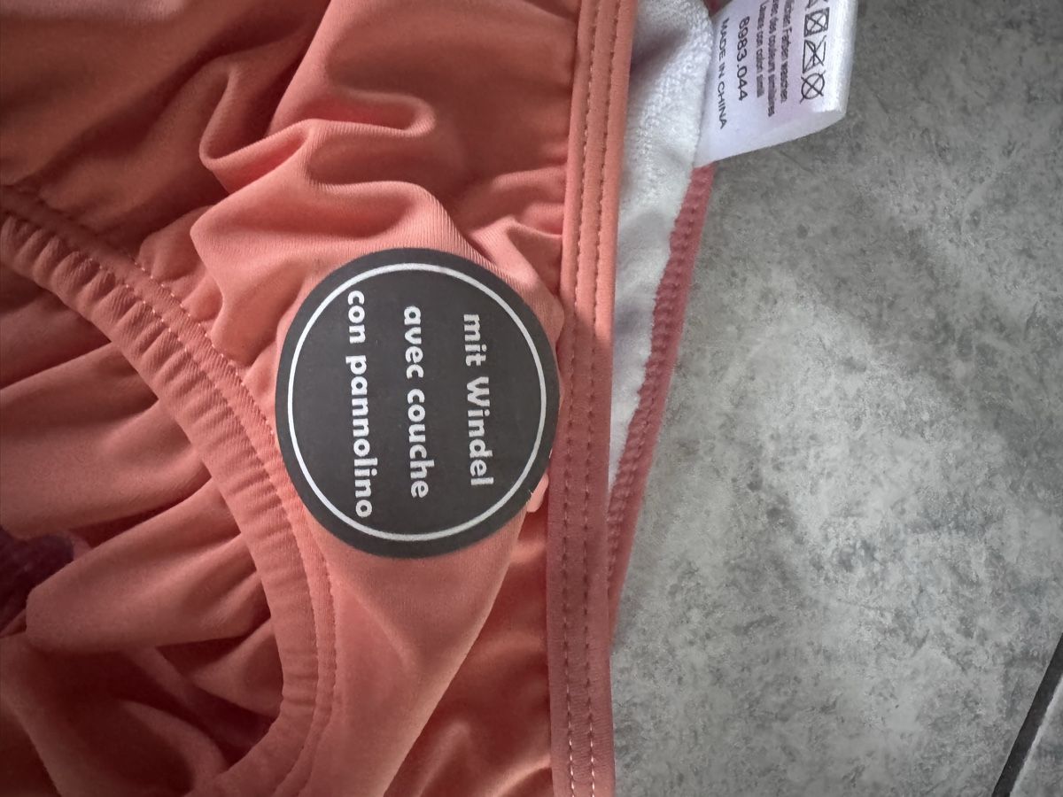 Maillots de bain: Badehose Grösse 98/104 mit Windel mit Etikett – Neuf (Voir description) à Muotathal par mianyc 2